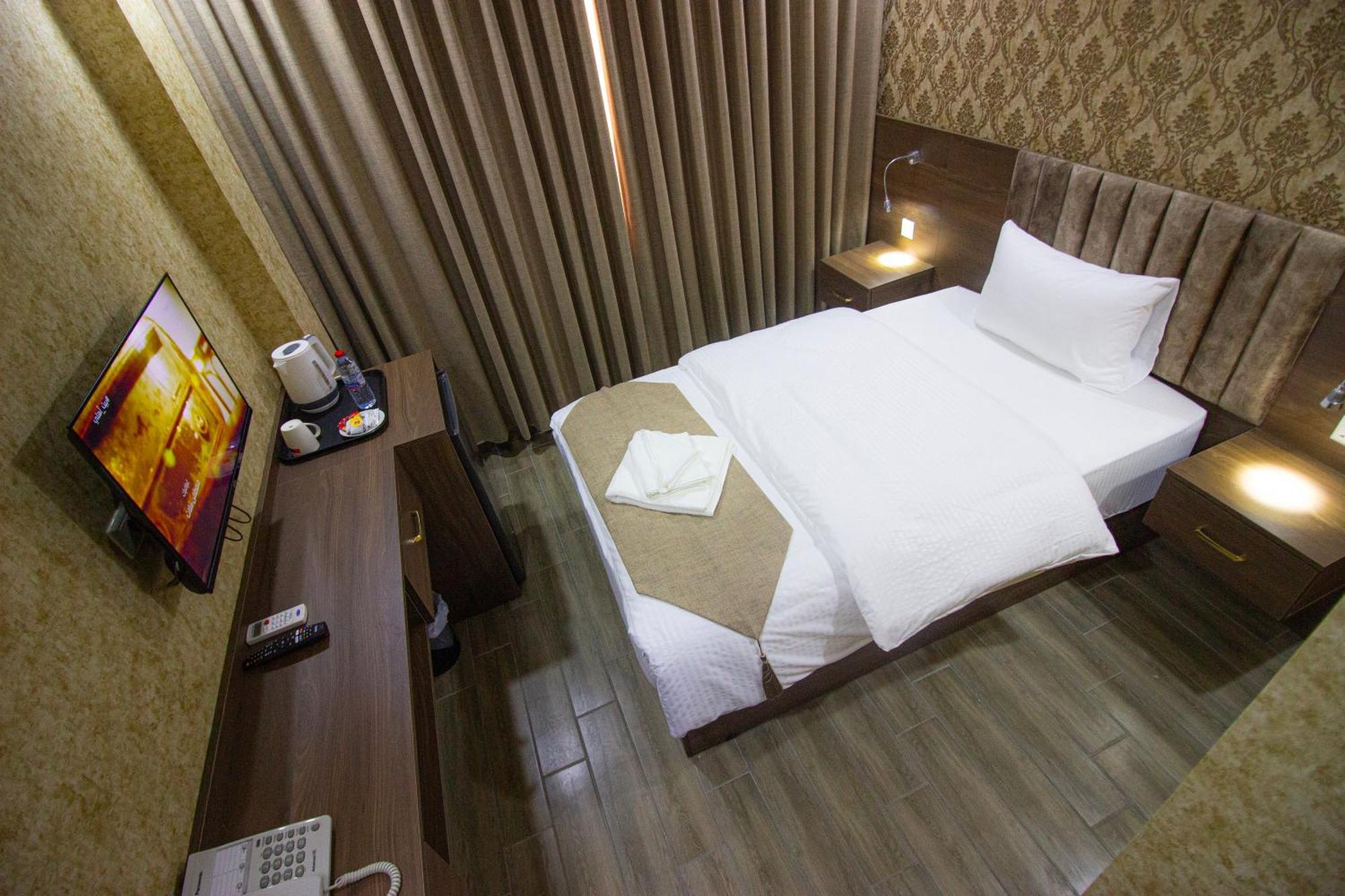 Beirut Hotel 2 New Amman Bagian luar foto