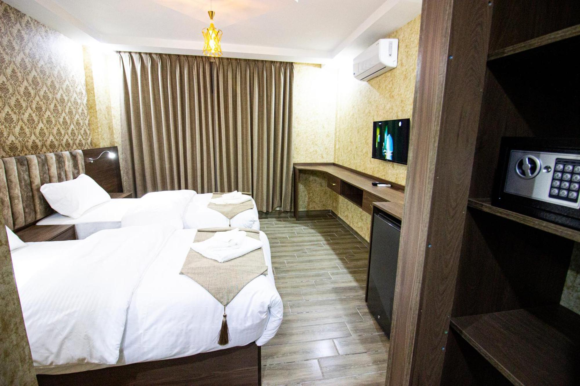 Beirut Hotel 2 New Amman Bagian luar foto