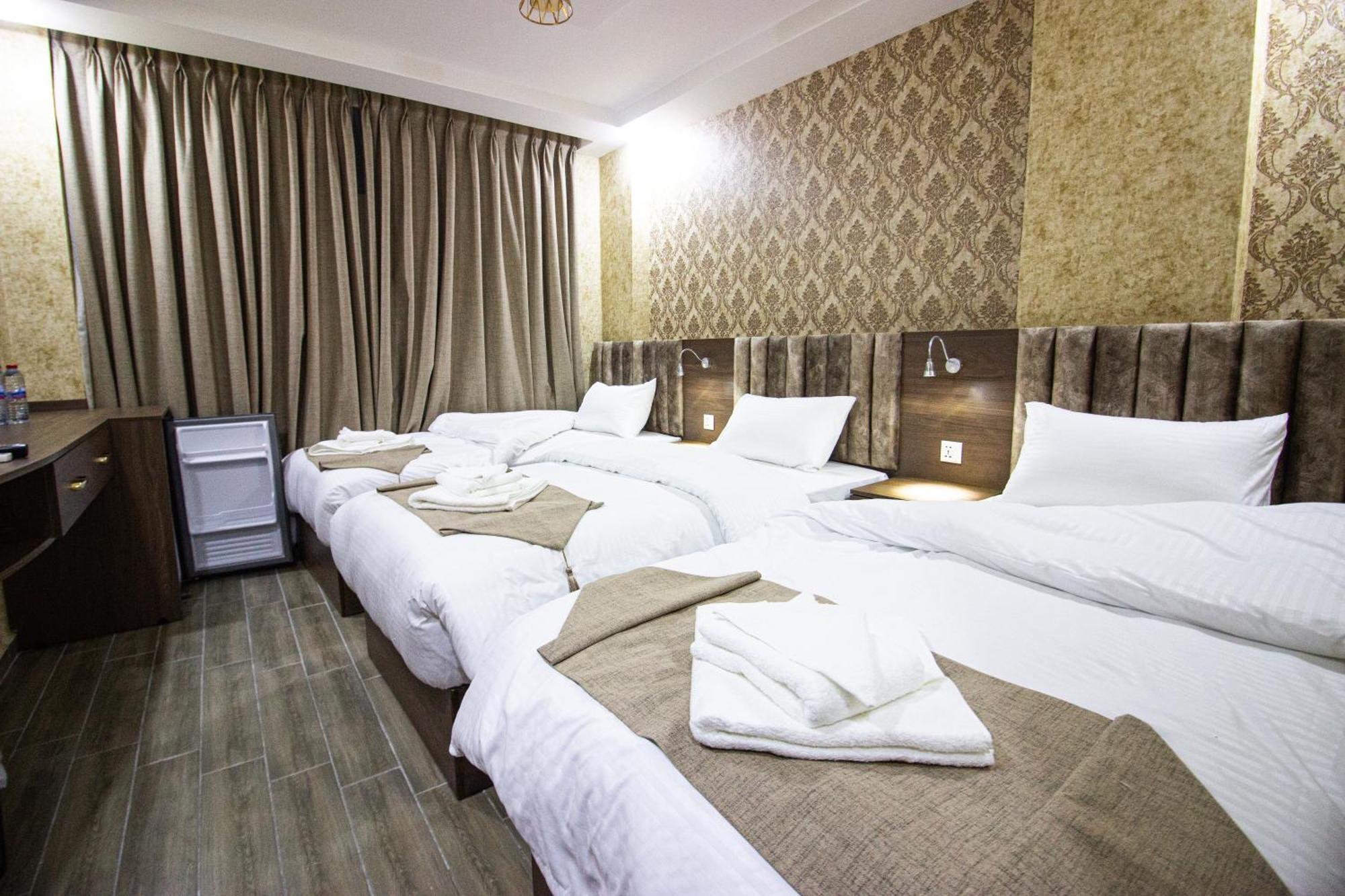 Beirut Hotel 2 New Amman Bagian luar foto